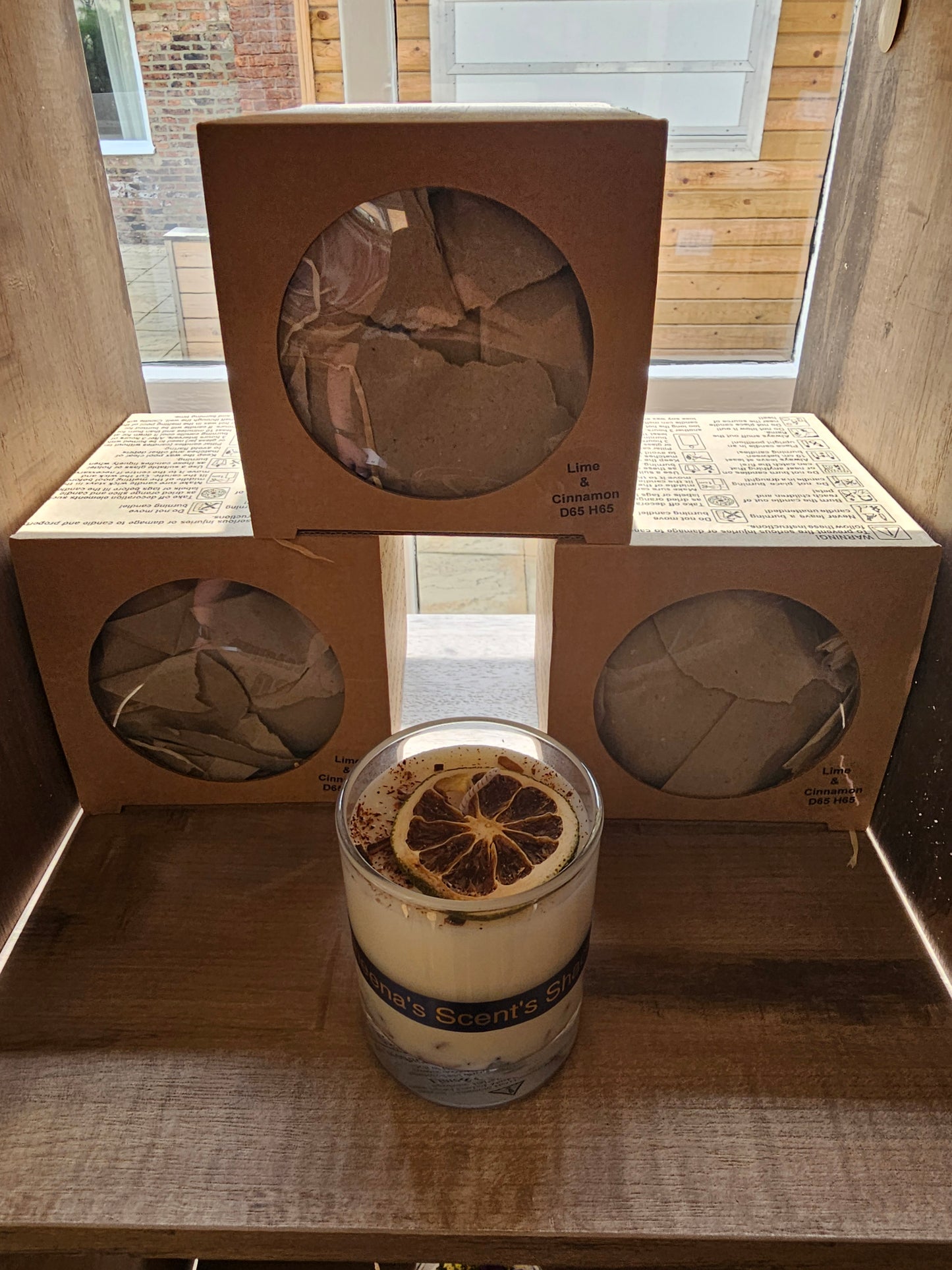 Lime & Cinnamon Scented Candle with Gift Box